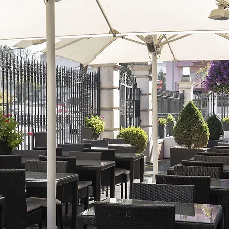 萨那银海岸酒店 4* 卡尔达斯达·赖尼亚